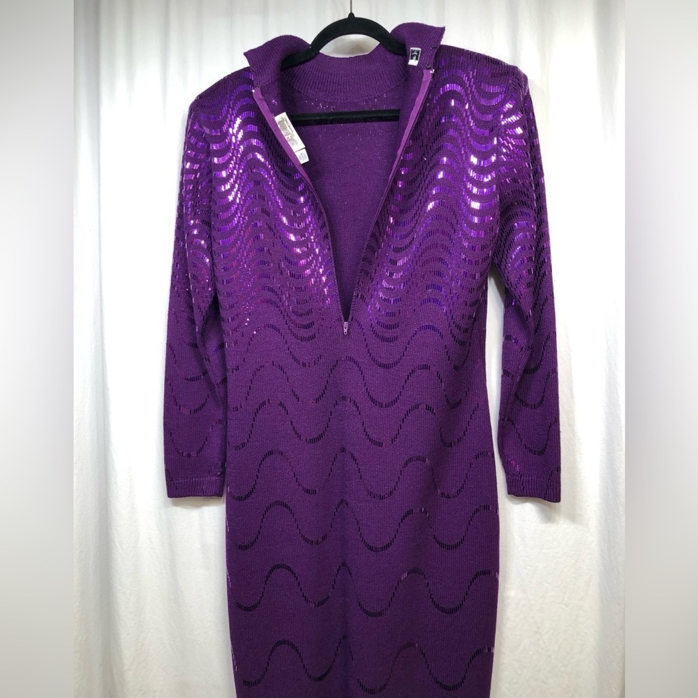 St. John Purple Knit Wave-Pattern Midi Dress - Picture 6 of 16